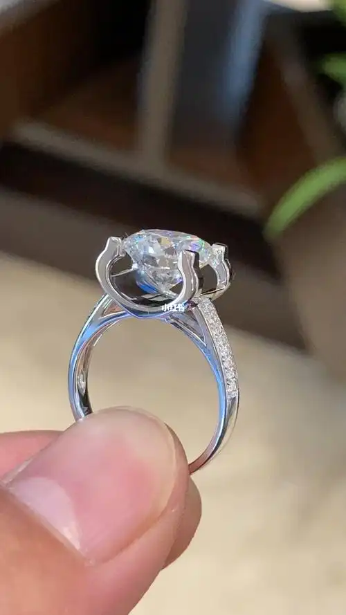 03克拉 e色 si #婚戒  #gia钻石  #钻戒