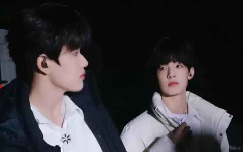 张极张泽禹 小宝.欢迎你来到16岁,不变的是我会一直在你身后.