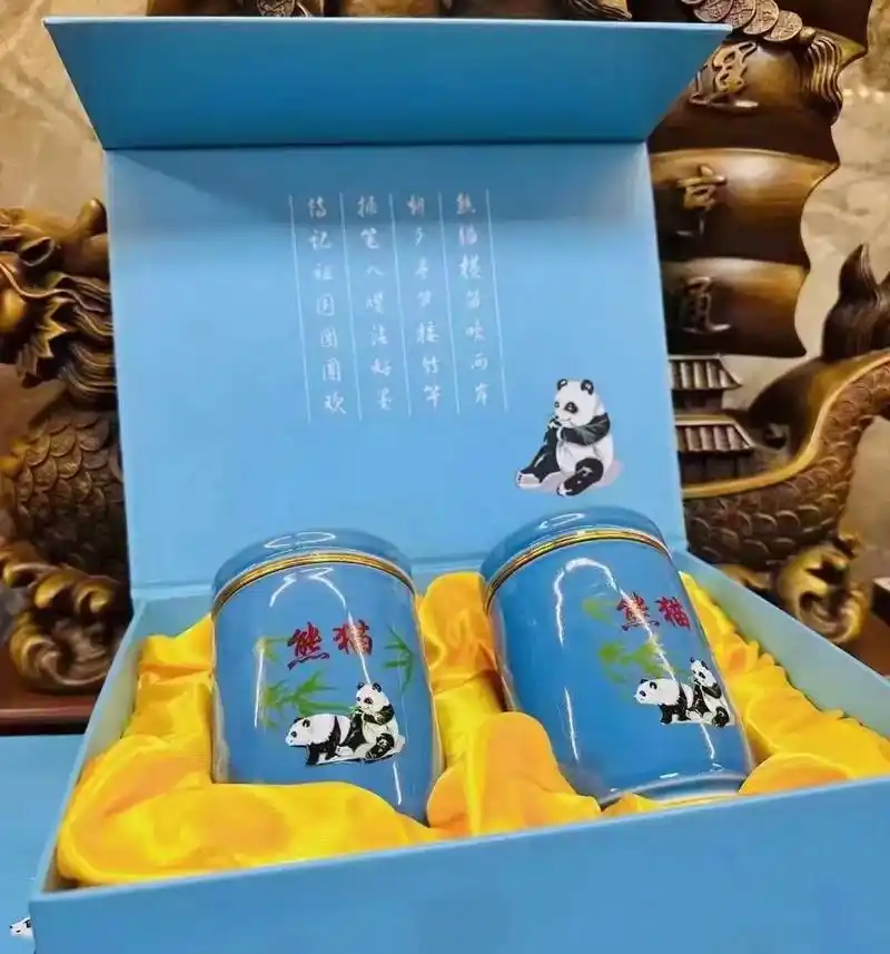 中支熊猫罐,有没有想抽的 #熊猫罐装烟 #中支 #送礼佳品 - 抖音