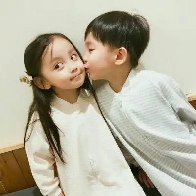 超萌萌娃情侣微信头像