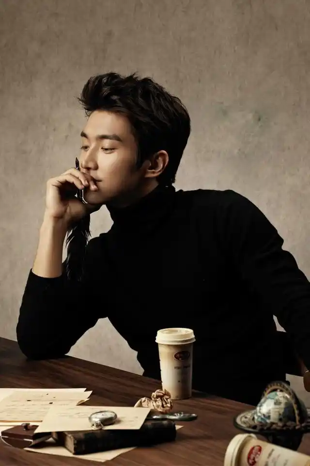 崔始源siwon写真手机桌面主题壁纸大图(一)