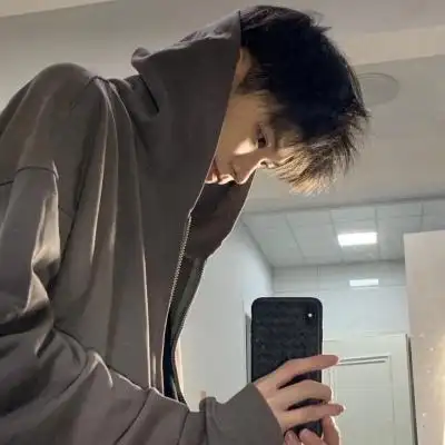 头像帅气真人男生图片