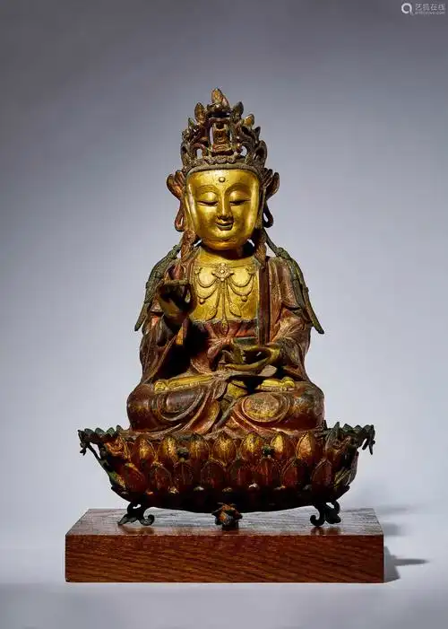明铜鎏金观音坐像