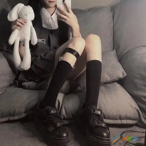 攻速袜暴击裙是什么梗攻速袜暴击裙是什么意思