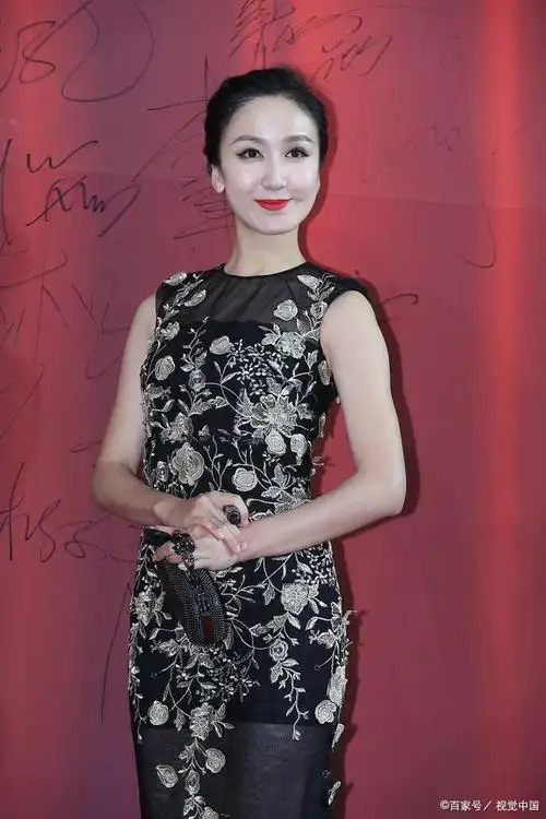 娄艺潇——一个浅浅的笑就足以让人心醉