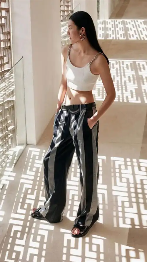 中国维密天使刘雯写真手机壁纸刘雯超模维密天使长腿美女