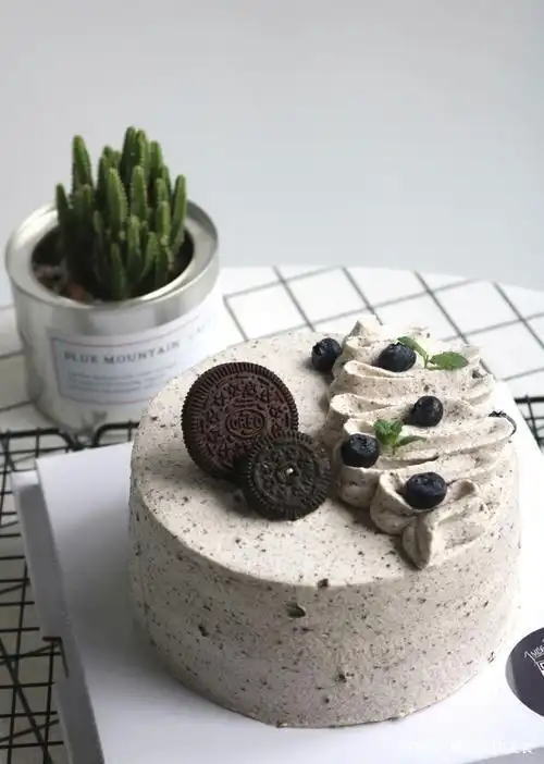 不用烤箱的奥利奥慕斯蛋糕,不上火而且高颜值,你喜欢吃吗