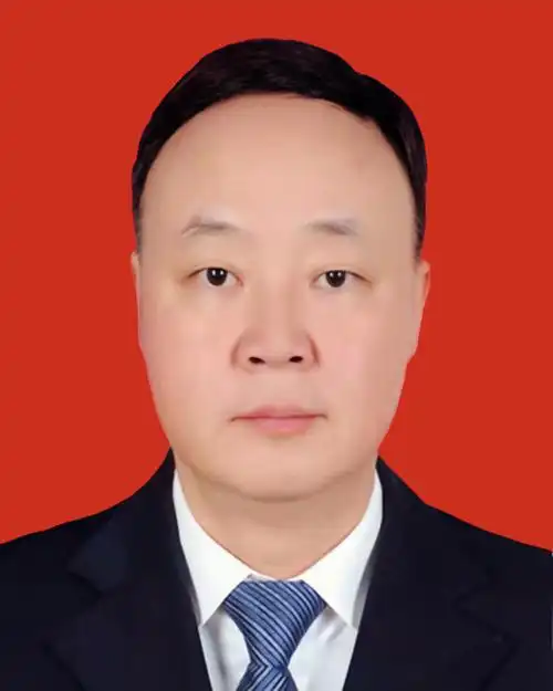 许兴国任成都市副市长