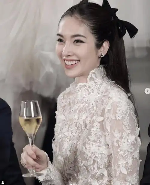 与周润发合作《澳门风云2》,泰国宝儿成为最美变性人