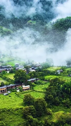 天上仙境落凡间凡间美景胜天庭