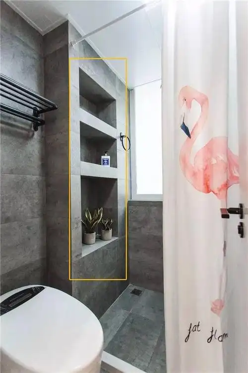 在承重墙上挖洞,小心物业找上门,因为这样会影响房子的结构.