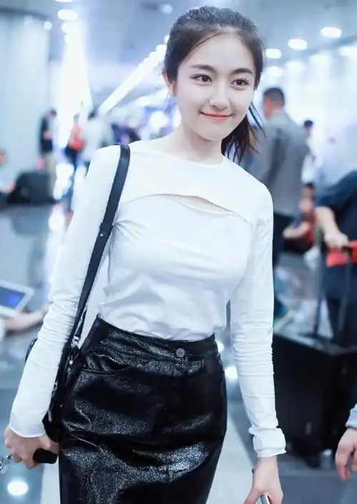 李兰迪小小的年纪却对演戏有着独到的理解和表演方式