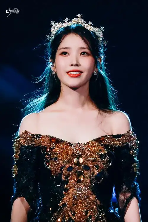 iu2022thegoldenhour蚕室演唱会