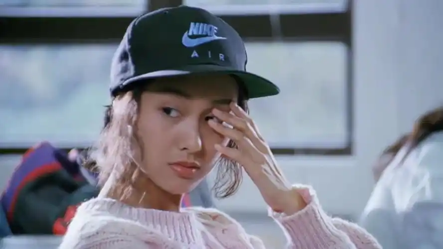 爱的眼神--《逃学威龙2》朱茵