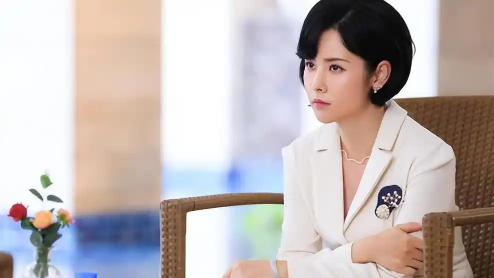 杨明娜:"离婚"并不是她的终点,坚守自我迎接新生活 41岁结婚,44岁离婚