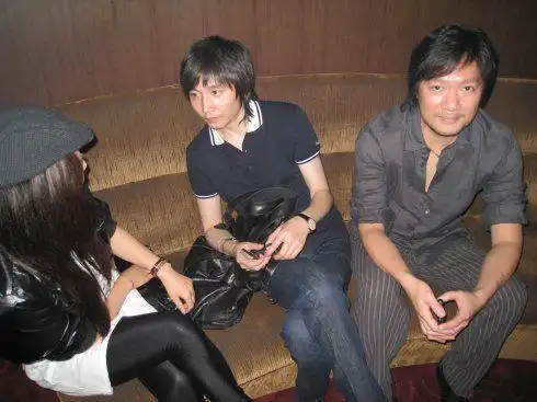 53岁音乐家林海疑似婚变,结婚仅3年,如今与小27岁娇妻互相取关