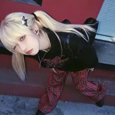 酷酷的霸气御姐女生头像