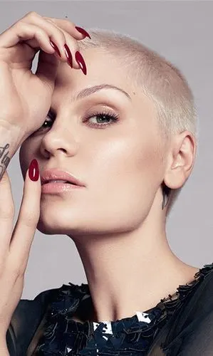 国字脸女生短发发型图片 国字脸发型女