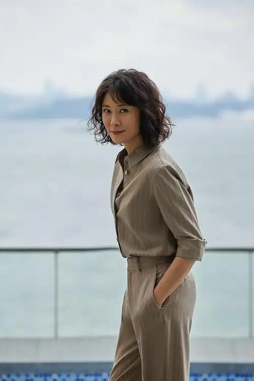 《大博弈》热播 柯蓝演绎情理拉扯