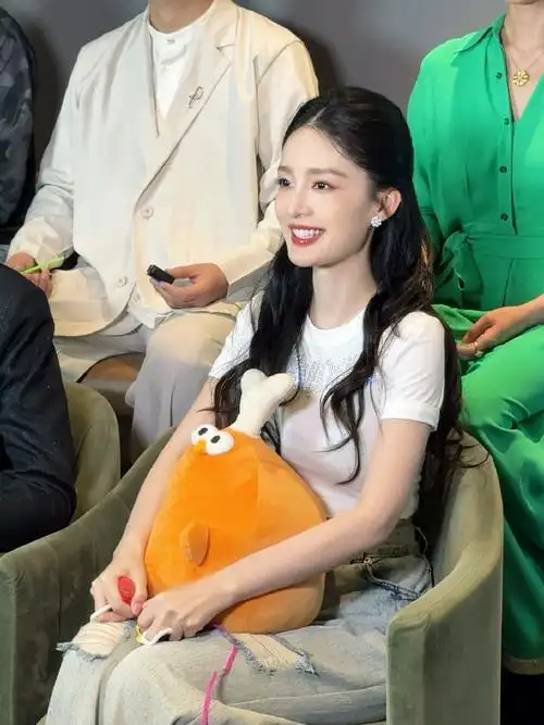 李沁超话昨日的婉儿@李沁很美好,无限期待中.#李沁林婉儿