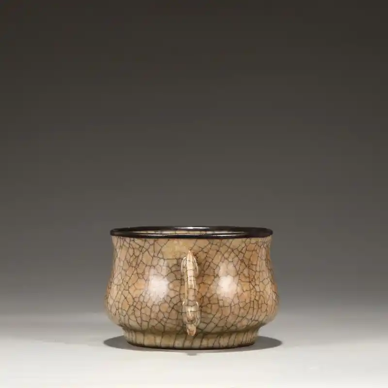 旧藏 北宋 哥窑米黄釉银口"乾隆御题"鱼耳炉洗 尺寸:高8.