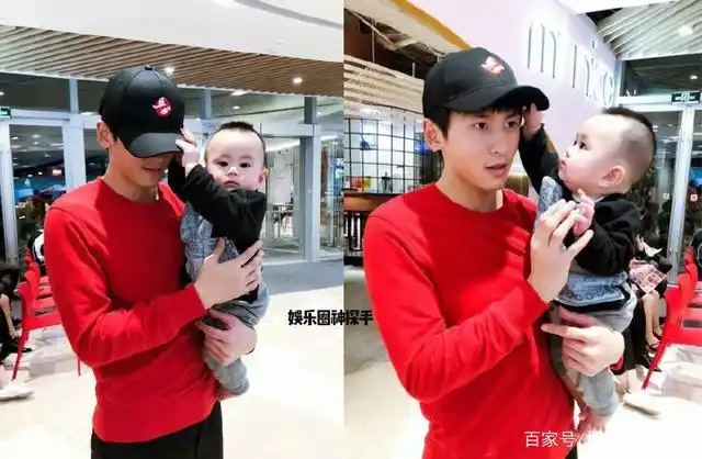 张哲瀚怀抱侄子超温柔,童年照还被指和侄子神似!