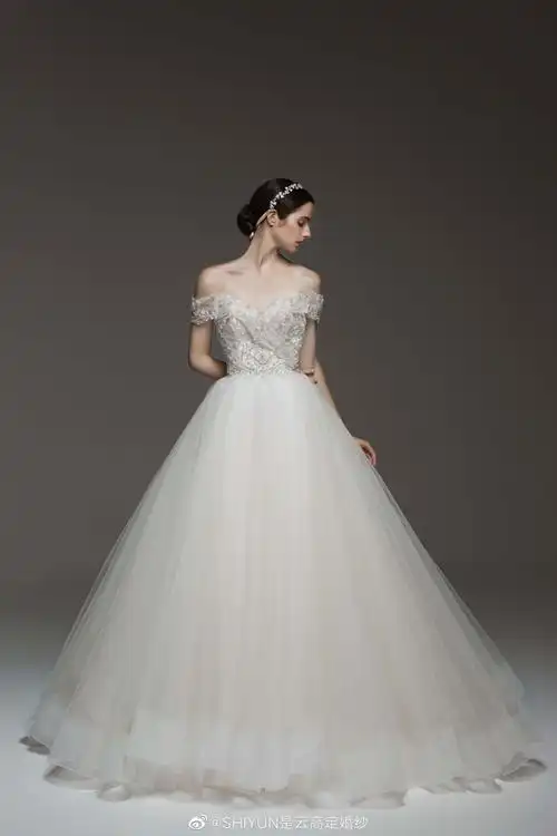 婚纱礼服 图源微博cr @ shiyuncouture/shiyun 是云高定婚纱
