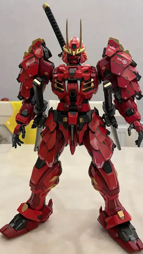 这个红异端高达还挺好看的[大雾]