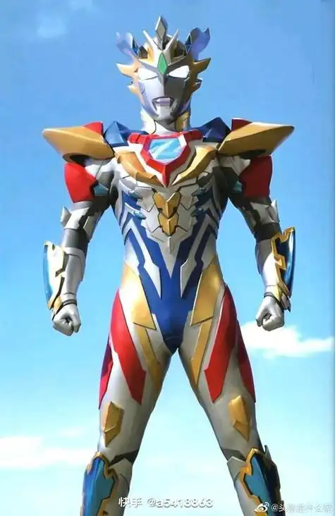 泽塔奥特曼目前有四个形态,其中最强大的就是德尔塔天爪形态.