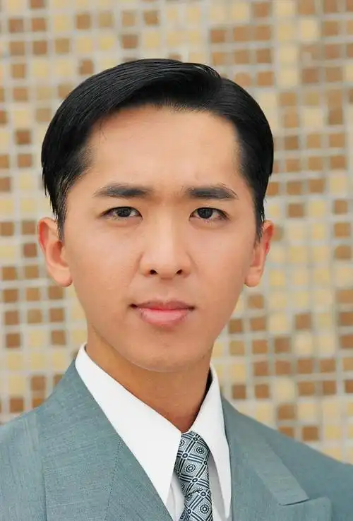 tvb金牌配角不止有过亿身家,竟然有三个女友