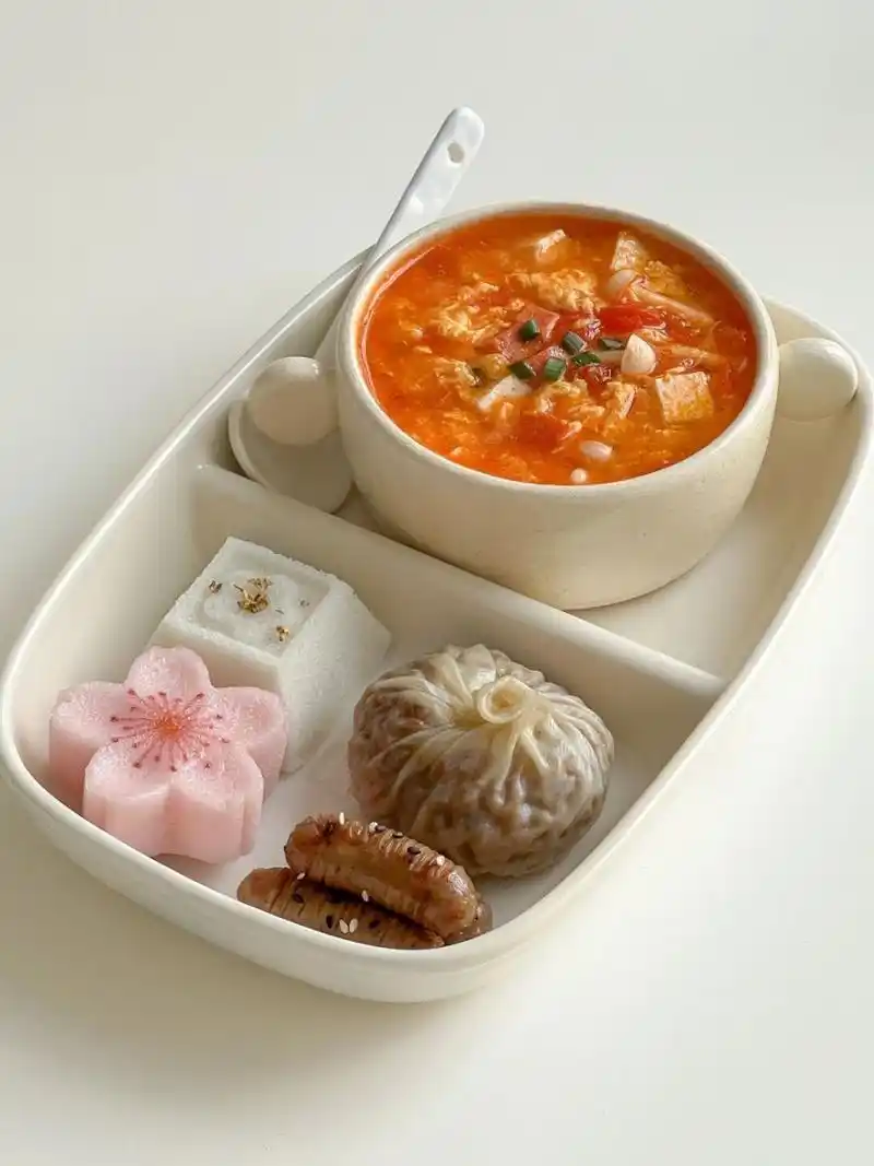 今天又是一顿精致的中式早餐09 樱花米糕简直美到心巴上了99 还有