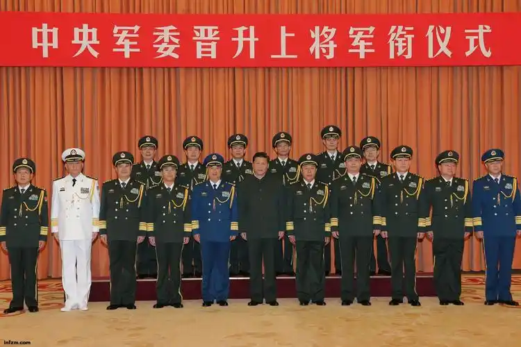 配图-中央军委晋升上将军衔仪式
