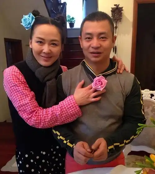 演员李琳与前夫离婚净身出户二婚嫁李大双52岁被宠成公主
