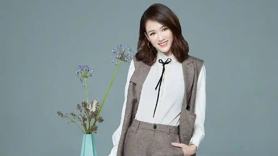 陈乔恩6天减6斤引发网友热议,葡萄柚减肥法真的靠谱吗?