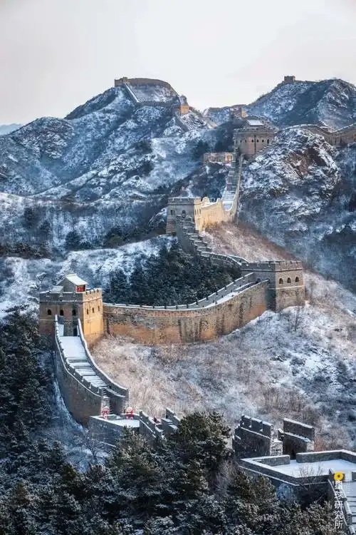 18千米,是地球上最壮观,最绵长的文化遗产.什么是长城?