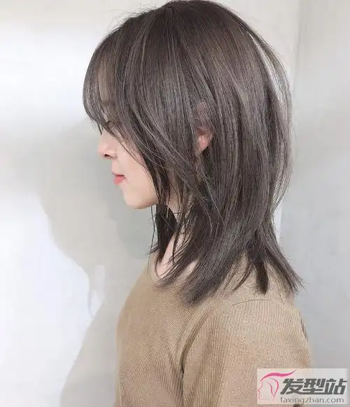 2021新款直发锁骨发推荐 甜美减龄百搭不挑人_发型站_最新流行发型