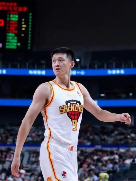 周鹏离开广东队并非个人意愿刚转会时想过退役