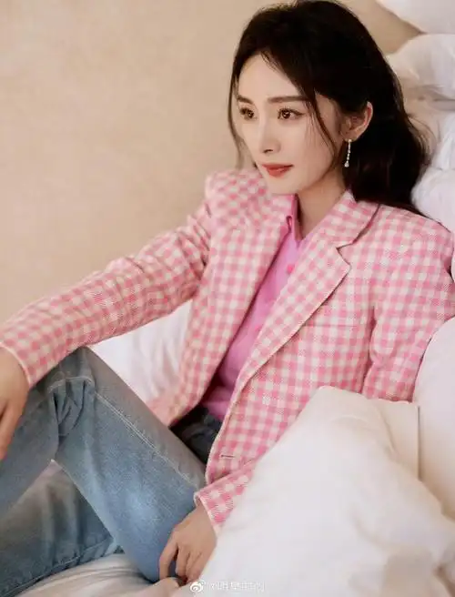 时尚女王真不是盖的你永远可以相信杨幂的穿搭