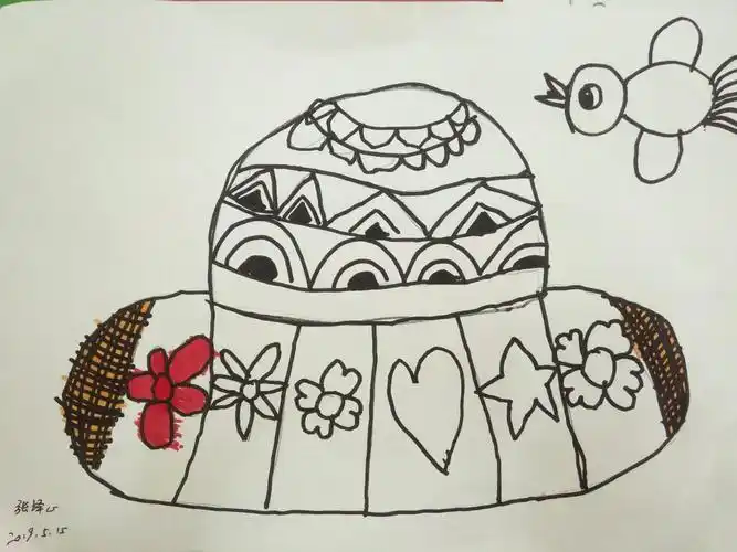 5月15日美术班作品――漂亮帽子