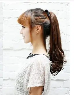 长梨花卷发马尾发型效果图(4)_卷发发型_西子美发网