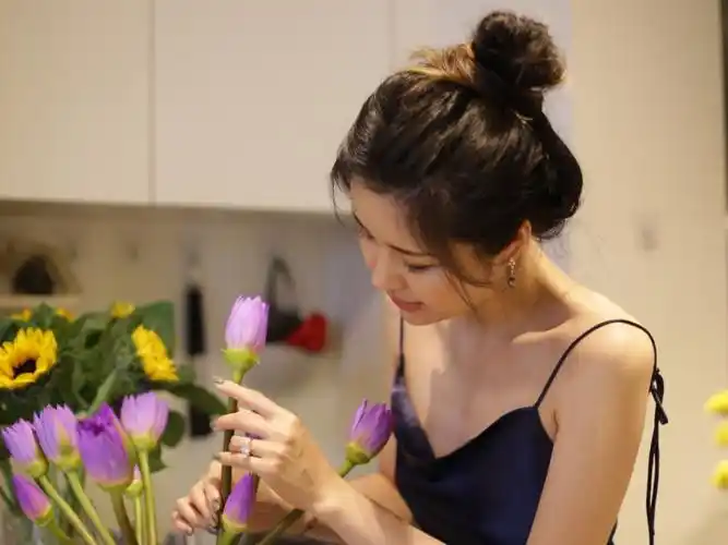 经营一种属于女人的生活方式,精致且灿烂.