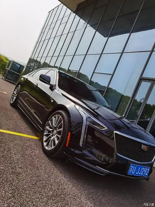 凯迪拉克ct6颜值这一块没服过谁!谁能不爱?