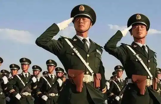 军人敬礼分为几种?很多人还不清楚,看完你就懂了