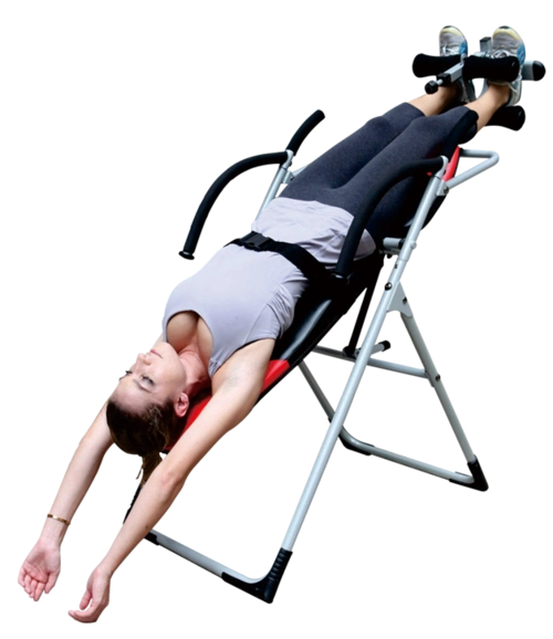 腰椎间盘突出的治疗方法除了开刀外,保守方法公认效果不错的是倒走.