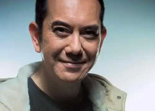 黄秋生在内陆黄了后,去英国认祖归宗找到失联58年的渣男生父