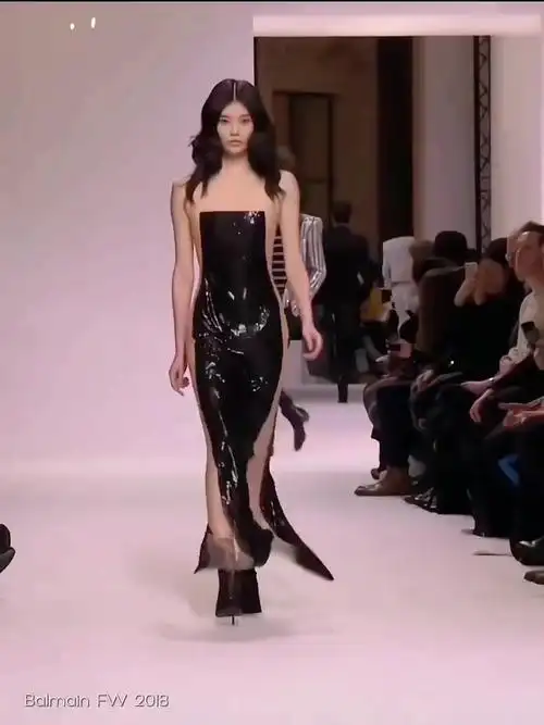 奚梦瑶几场出圈的走秀真的好美