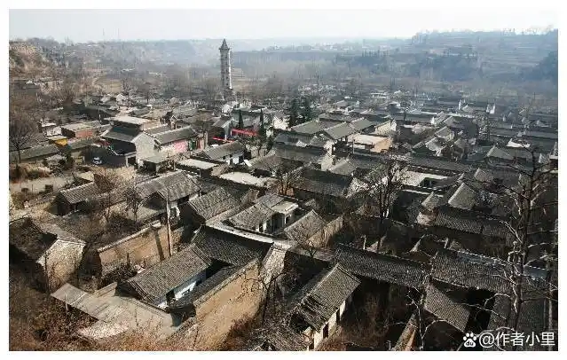 一提到我们国家的古代村庄,许多人就会联想到江南的美丽风光,仿佛中国