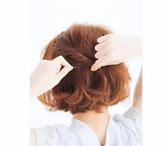 短头发怎么扎好看又简单