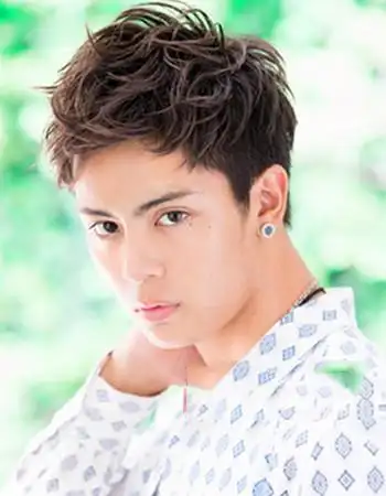 男生短发怎么烫好看 最帅的男生短发烫发图片(2)
