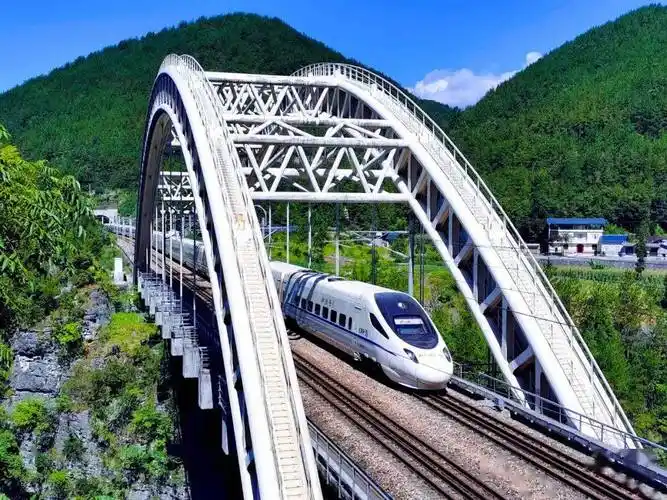 京广高铁满10年,我局发送旅客14.8亿_武汉_运营_铁路网